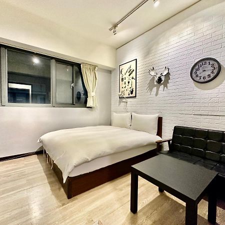御旅 Inn Taichung Extérieur photo