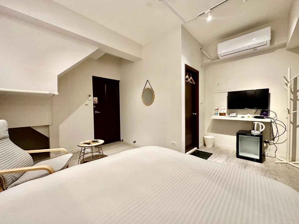 御旅 Inn Taichung Extérieur photo
