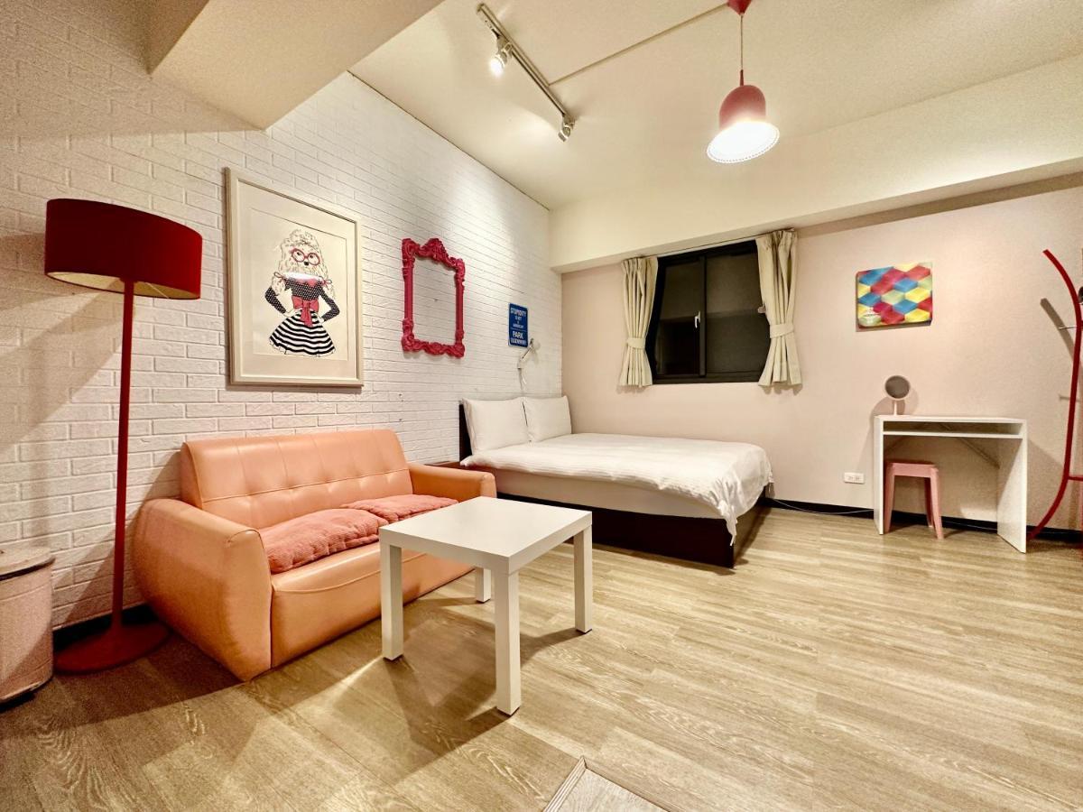 御旅 Inn Taichung Extérieur photo