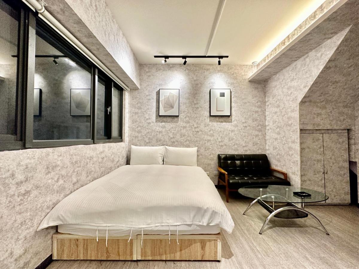 御旅 Inn Taichung Extérieur photo