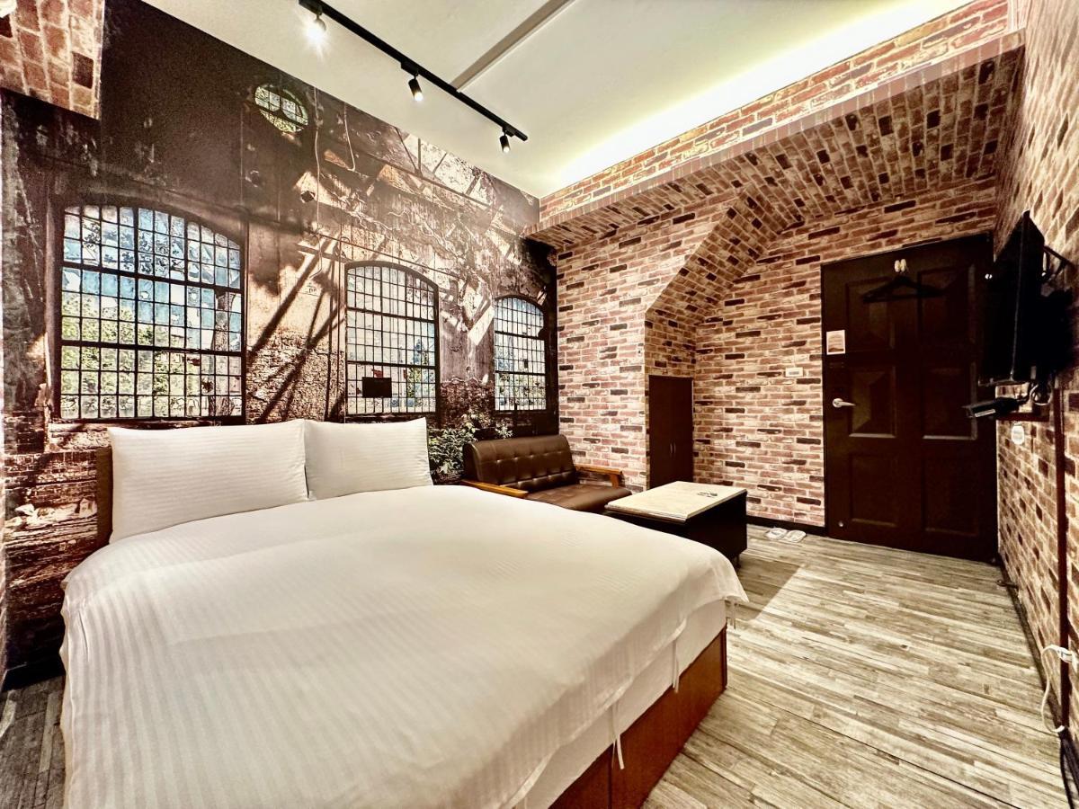 御旅 Inn Taichung Extérieur photo
