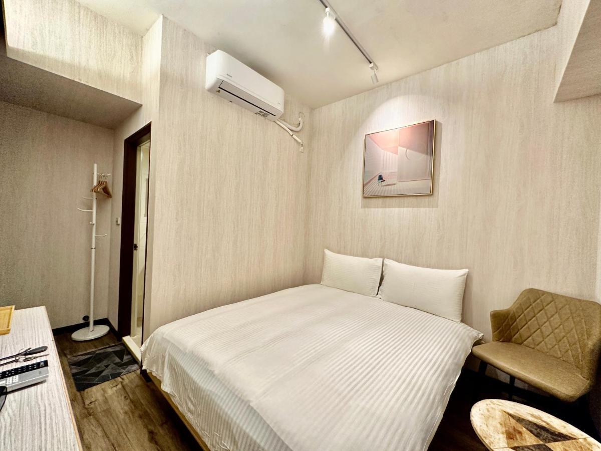 御旅 Inn Taichung Extérieur photo