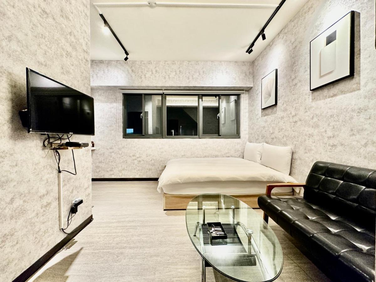 御旅 Inn Taichung Extérieur photo