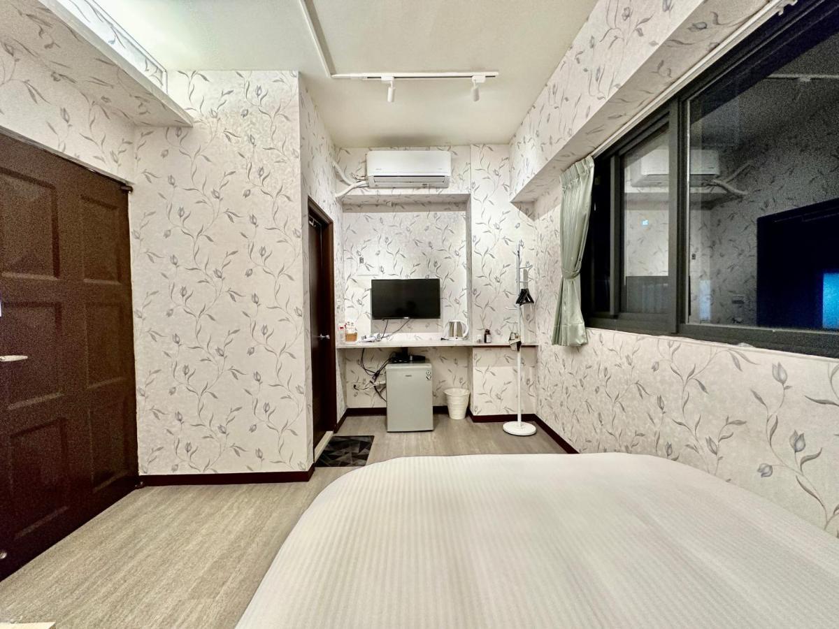 御旅 Inn Taichung Extérieur photo