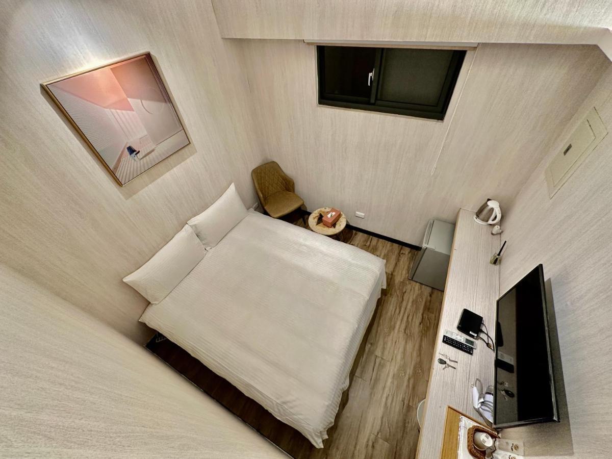 御旅 Inn Taichung Extérieur photo