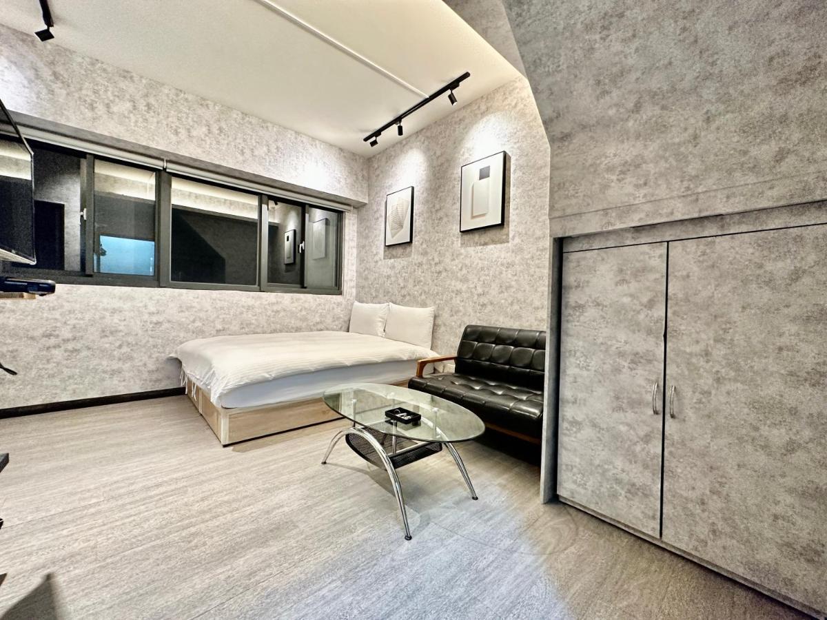 御旅 Inn Taichung Extérieur photo