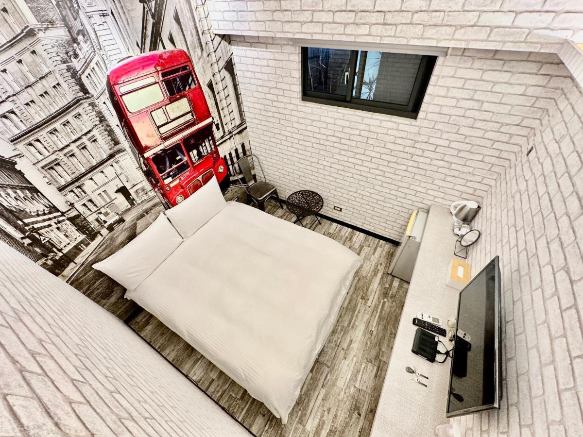 御旅 Inn Taichung Extérieur photo